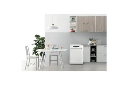 Lave-vaisselle pose libre Indesit I3FL634O